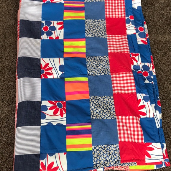 Quilt Farmhouse Style Handmade - Picture 5 of 10